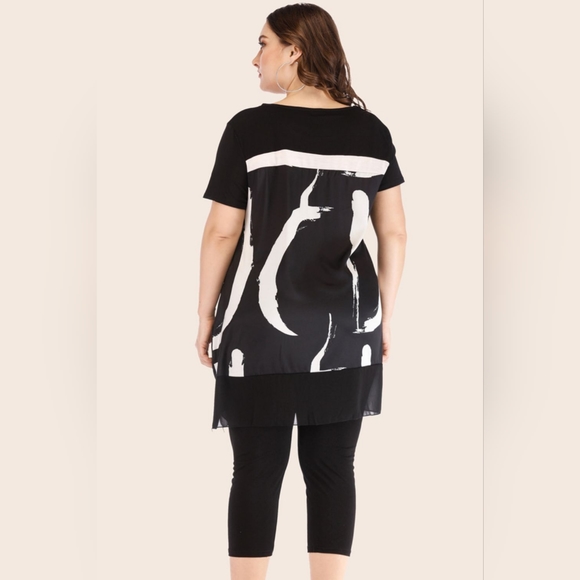 Plus Size Contrast Spliced Mesh T-Shirt and Cropped Leggings 2pc Outfit Set - Picture 3 of 4